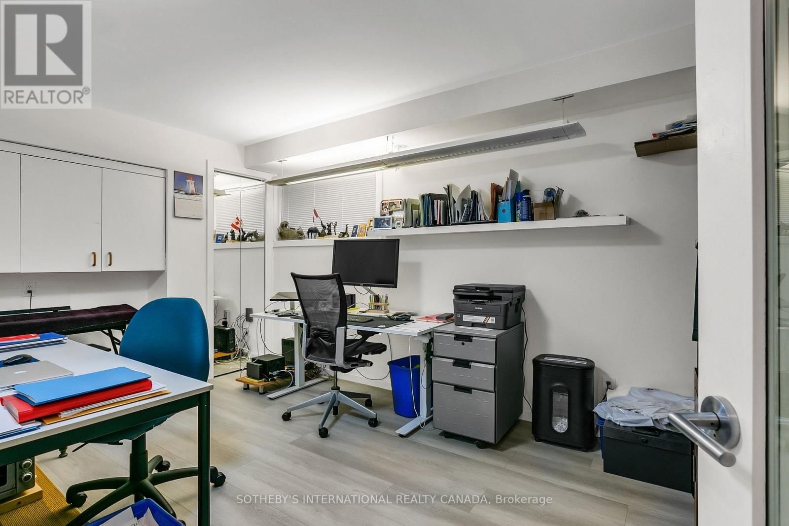 30 SWORD STREET Image 38