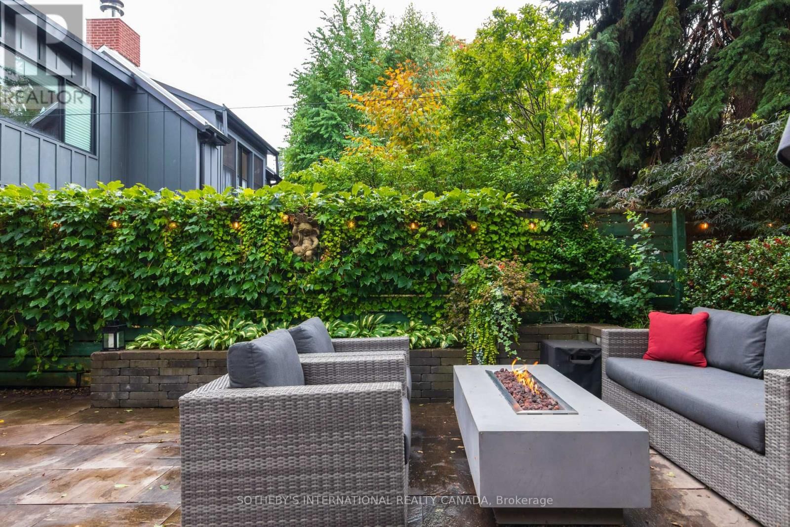 30 SWORD STREET Image 48