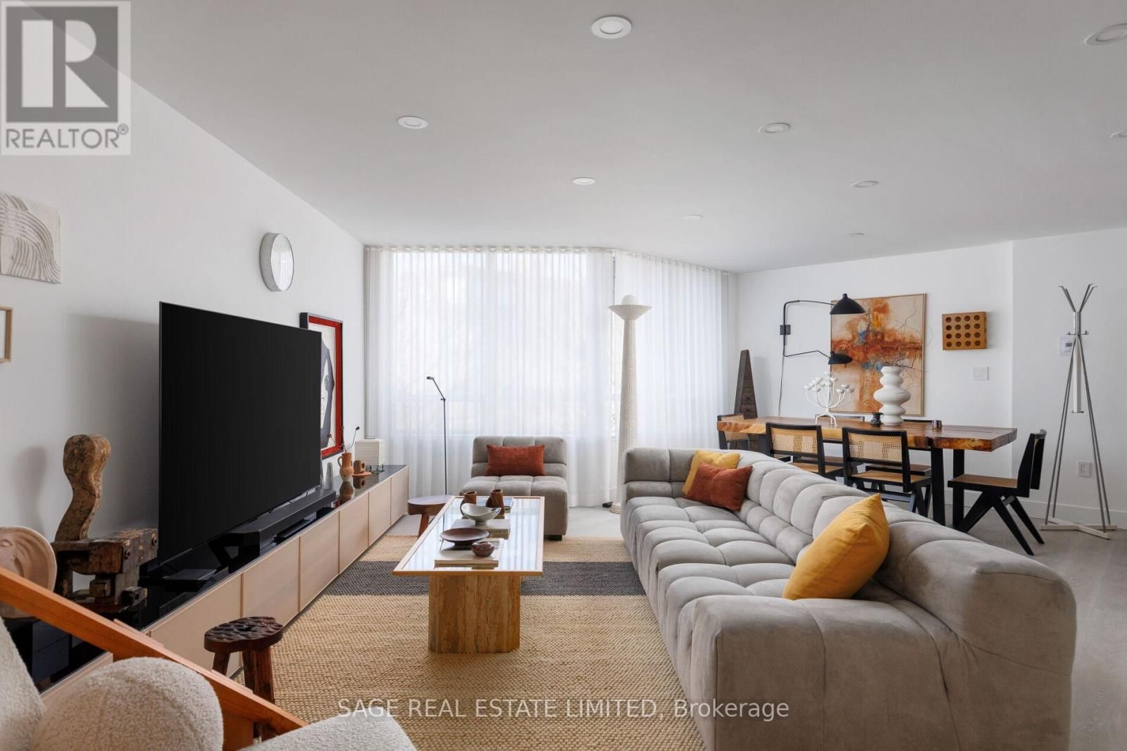 311 - 245 THE DONWAY WEST Image 19