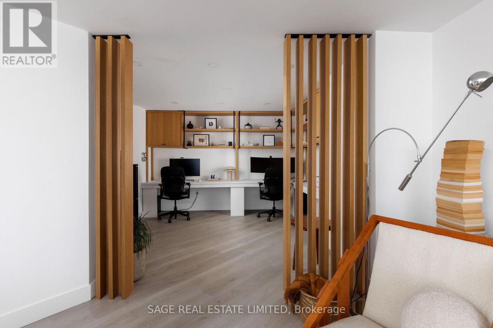 311 - 245 THE DONWAY WEST Image 27