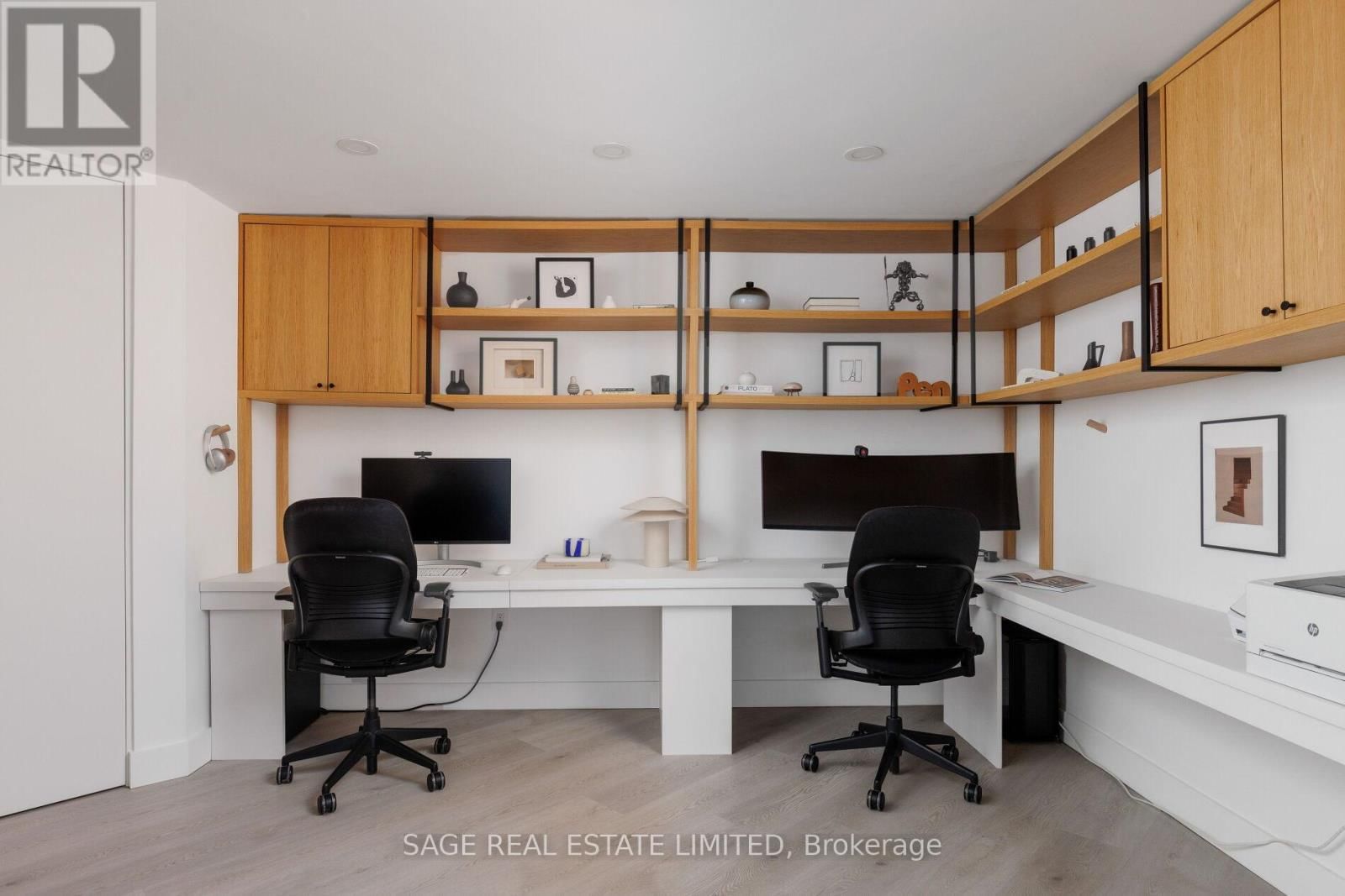 311 - 245 THE DONWAY WEST Image 28