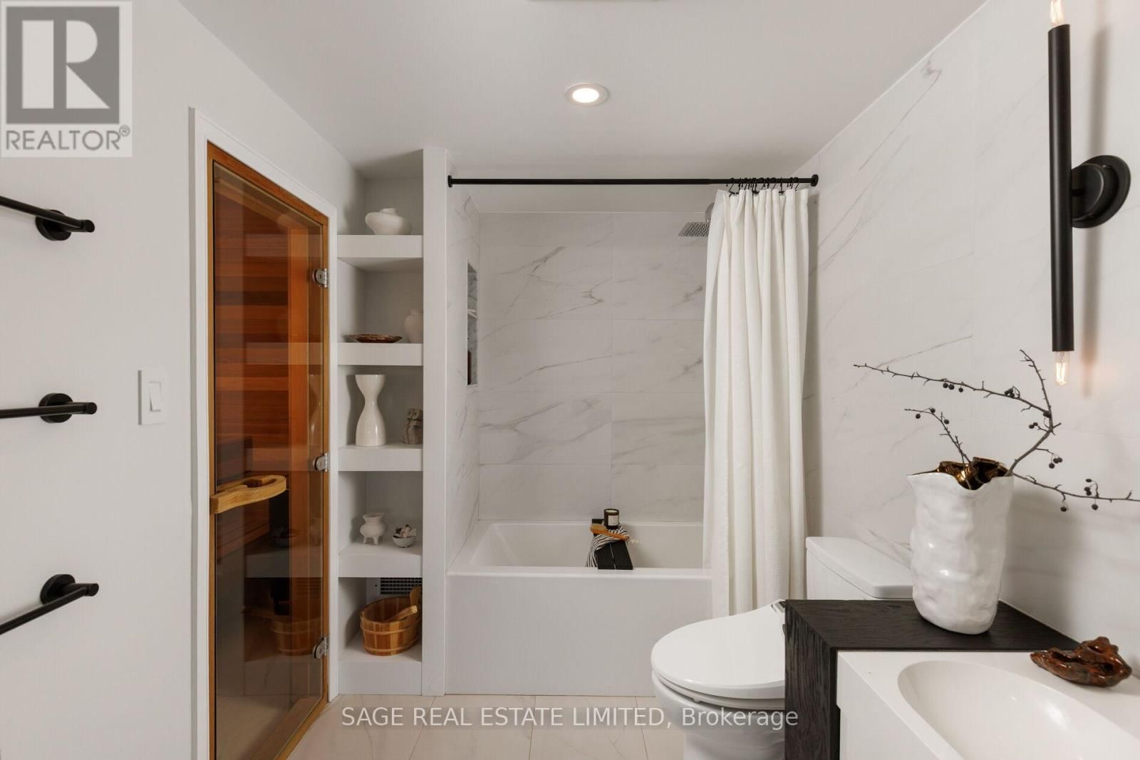 311 - 245 THE DONWAY WEST Image 39