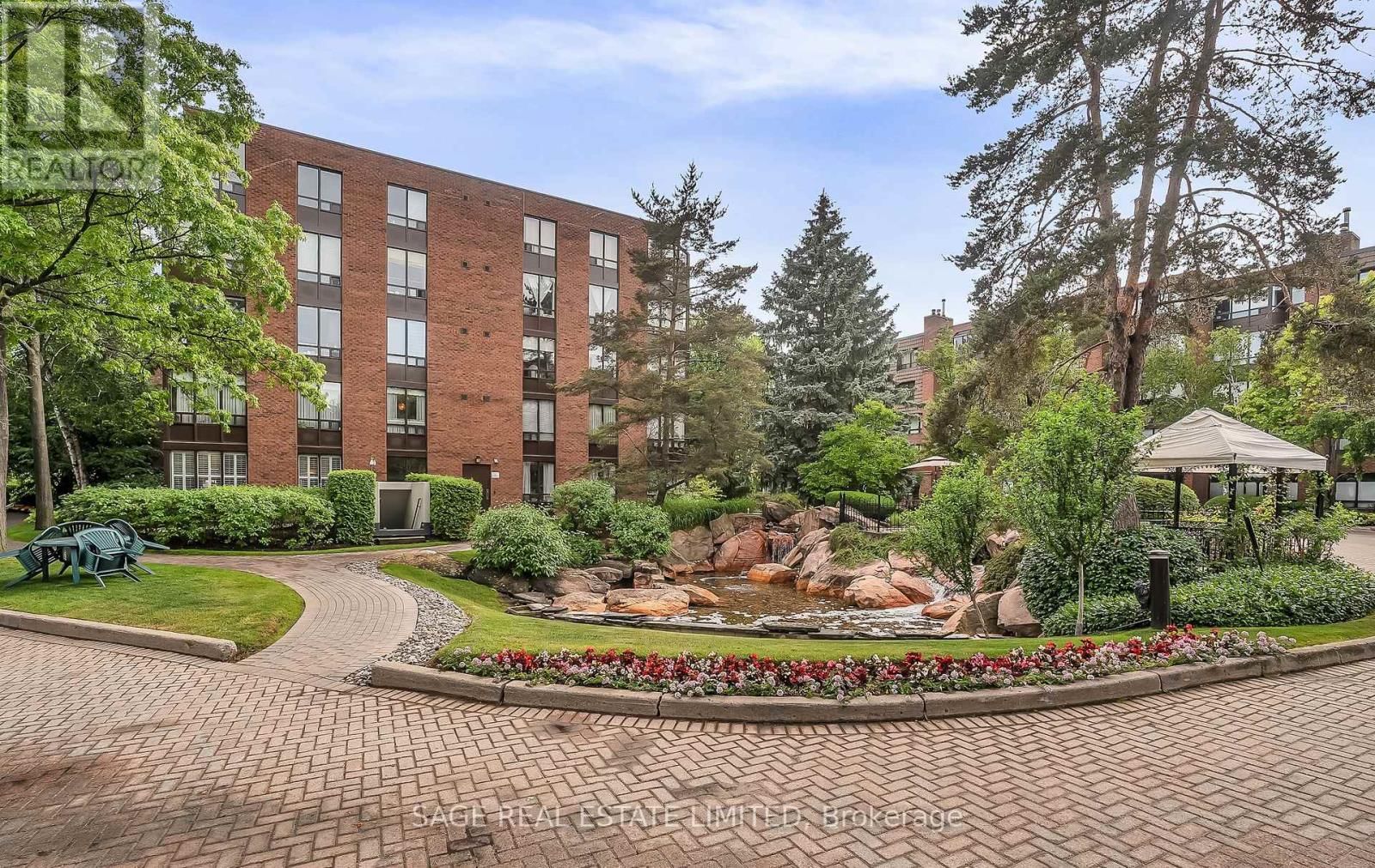 311 - 245 THE DONWAY WEST Image 45