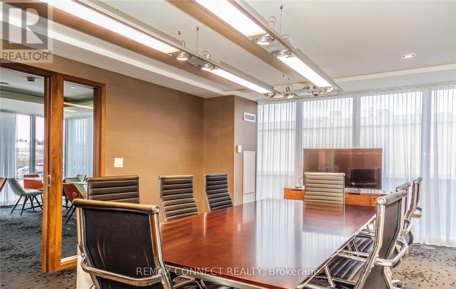 1512 - 72 ESTHER SHINER BOULEVARD Image 32