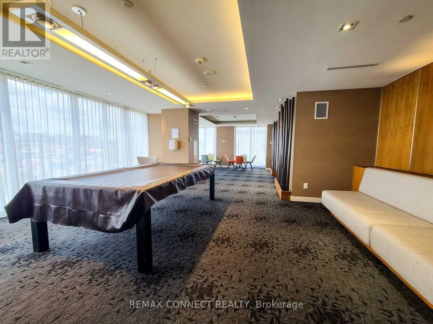 1512 - 72 ESTHER SHINER BOULEVARD Image 35