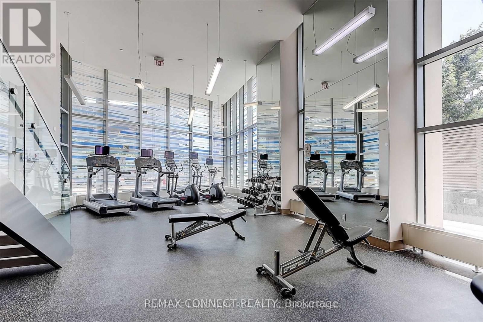 1512 - 72 ESTHER SHINER BOULEVARD Image 39