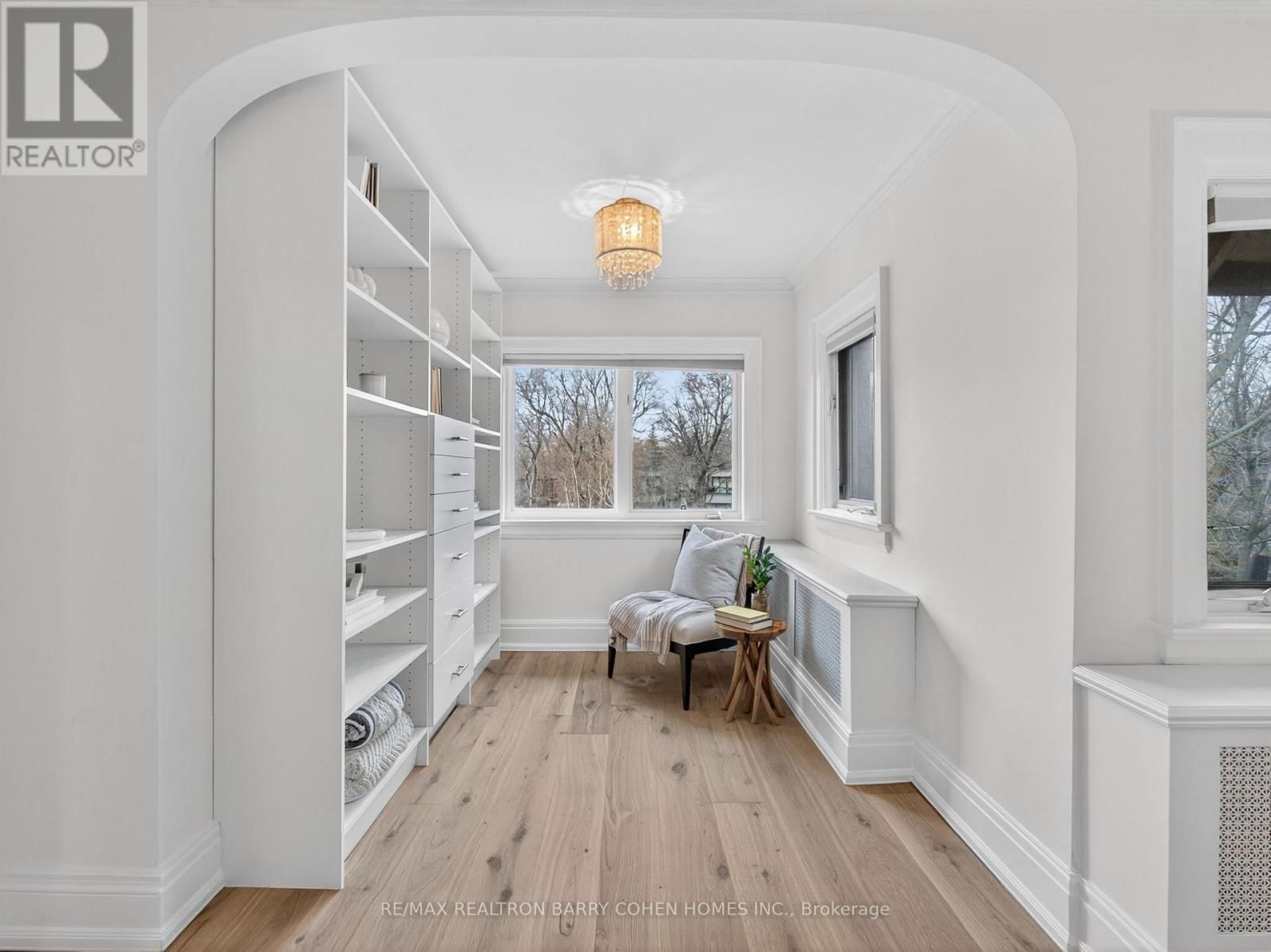 11 ORMSBY CRESCENT Image 30