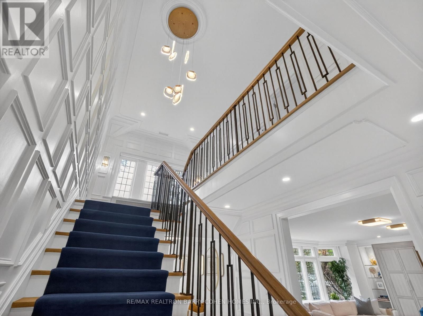 11 ORMSBY CRESCENT Image 36