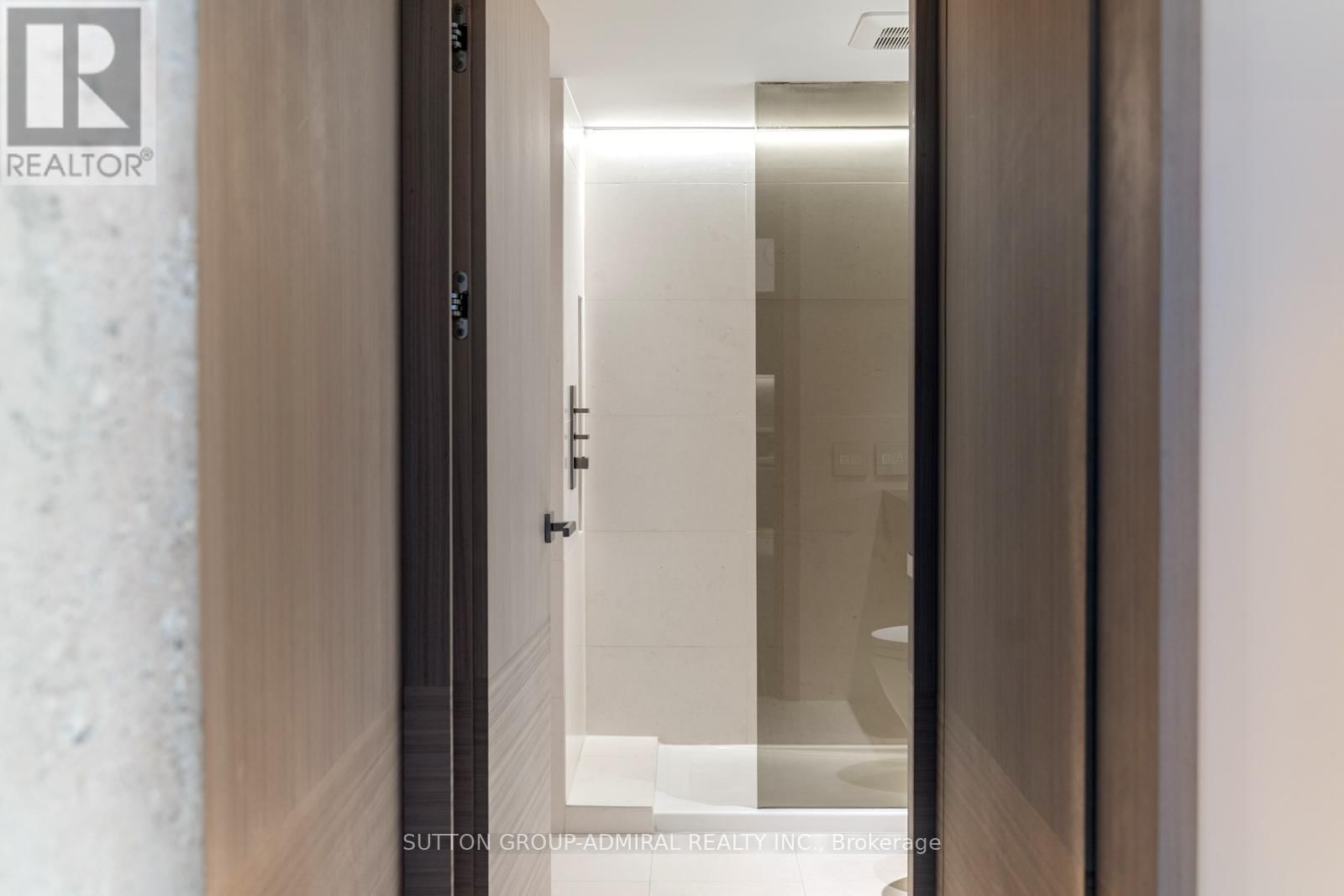 434 - 637 LAKE SHORE BOULEVARD WEST Image 21