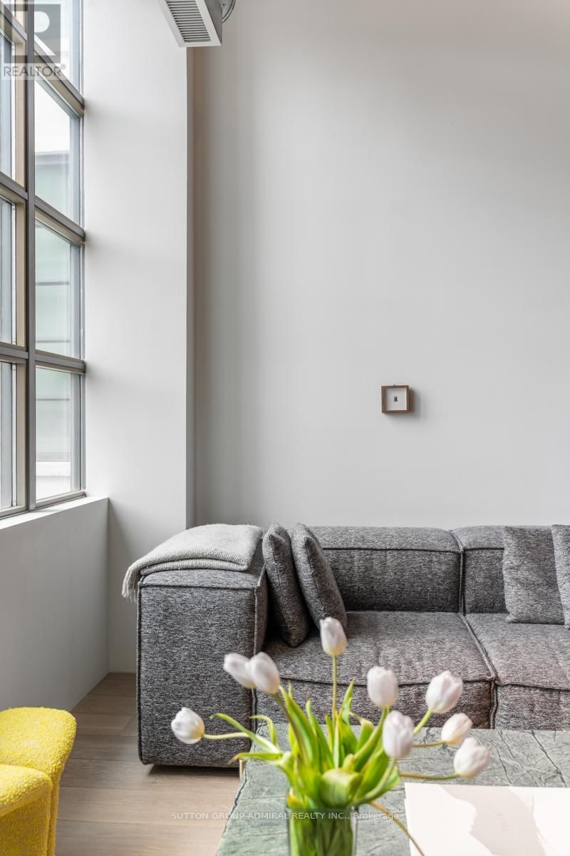 434 - 637 LAKE SHORE BOULEVARD WEST Image 27