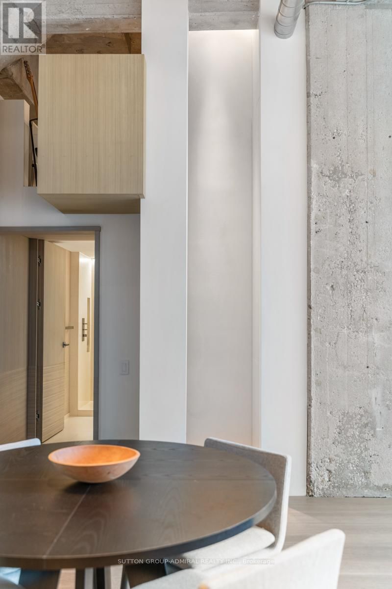 434 - 637 LAKE SHORE BOULEVARD WEST Image 32