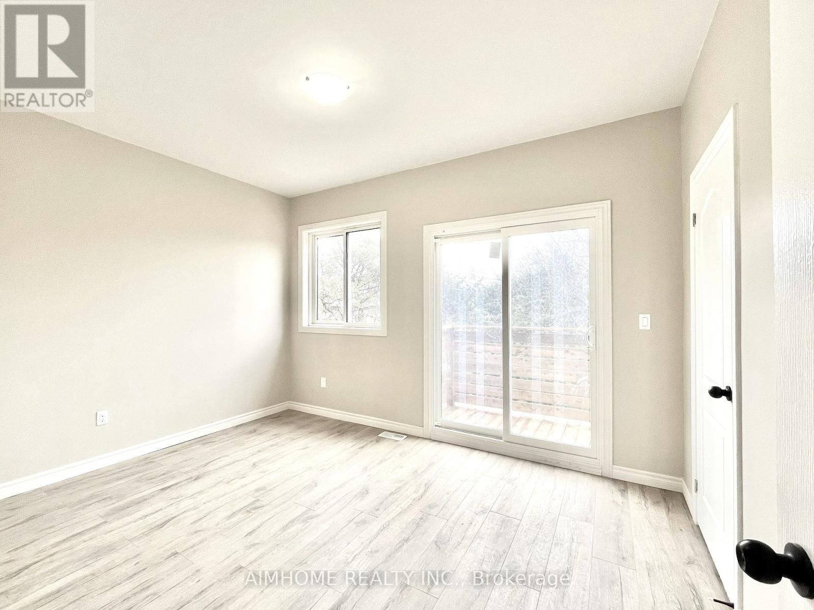 3 - 15 WADDINGTON CRESCENT Image 13