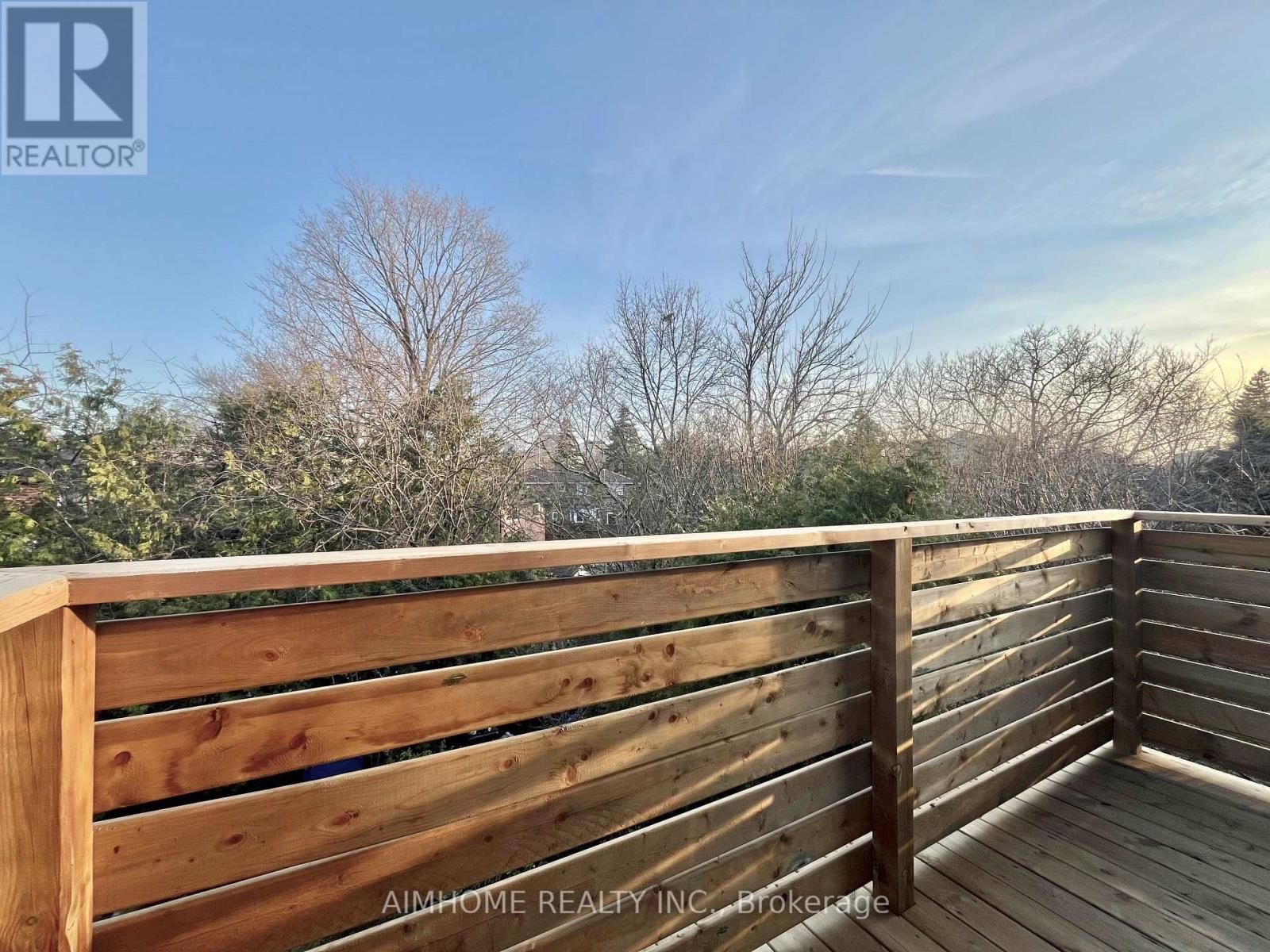 3 - 15 WADDINGTON CRESCENT Image 25