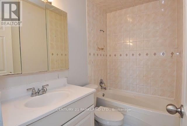 1703 - 10 SUNNY GLENWAY WAY Image 10