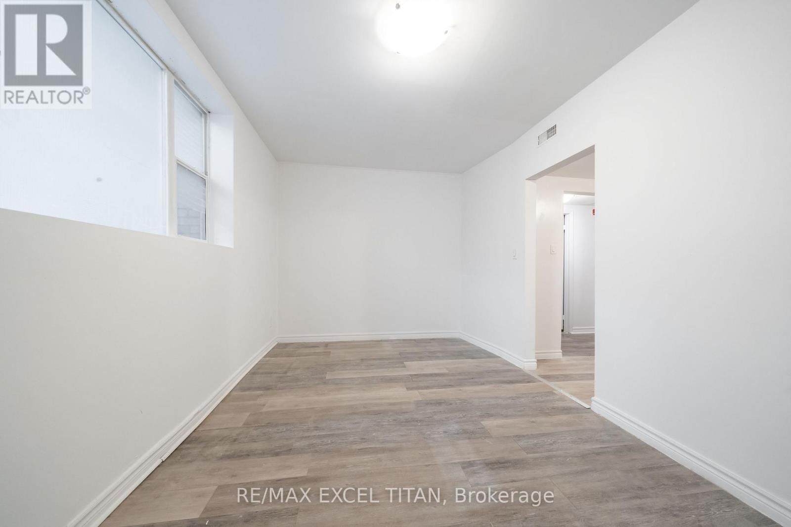 G4 - 414 JARVIS STREET Image 5