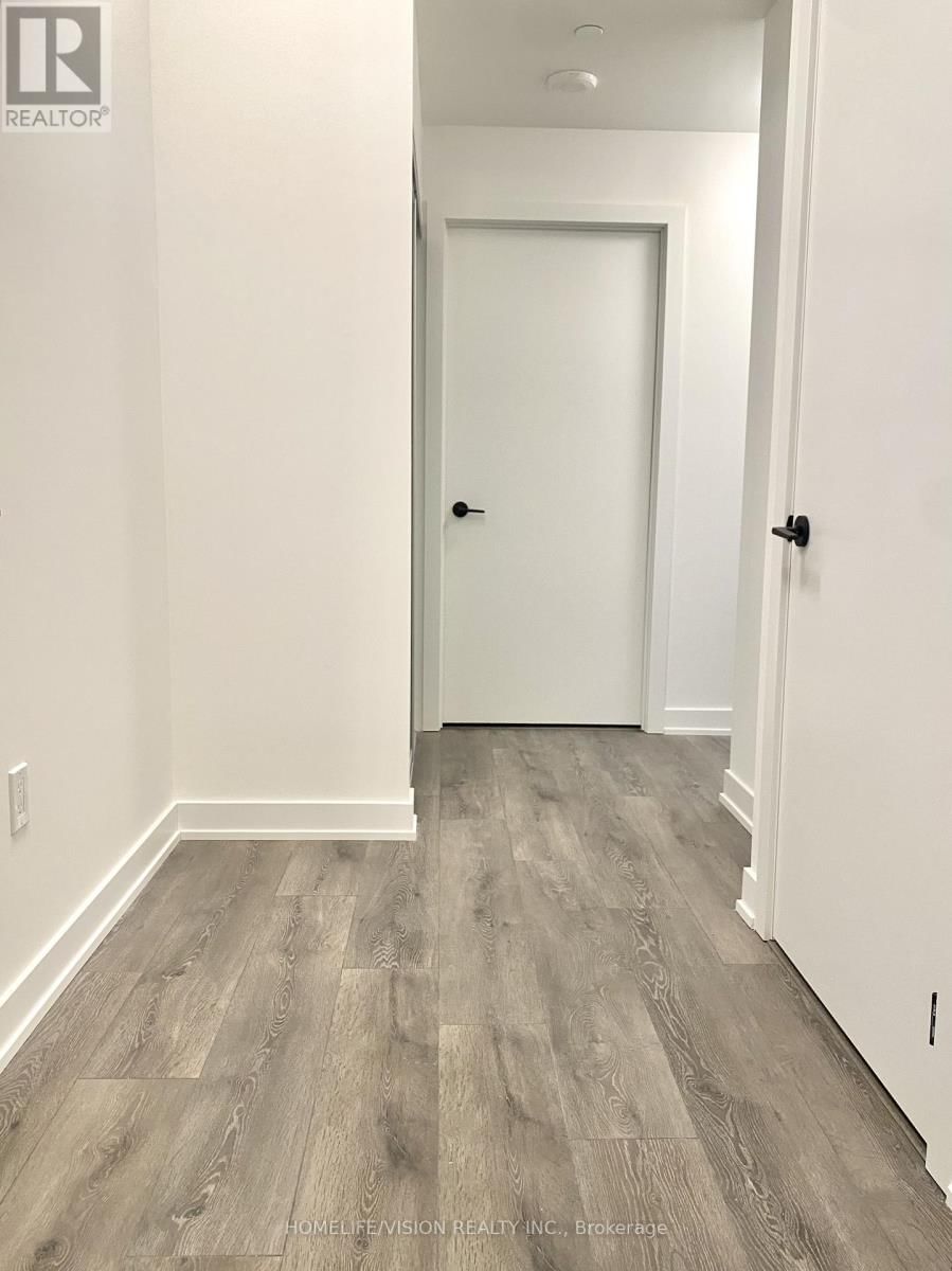 2009 - 127 BROADWAY AVENUE Image 6