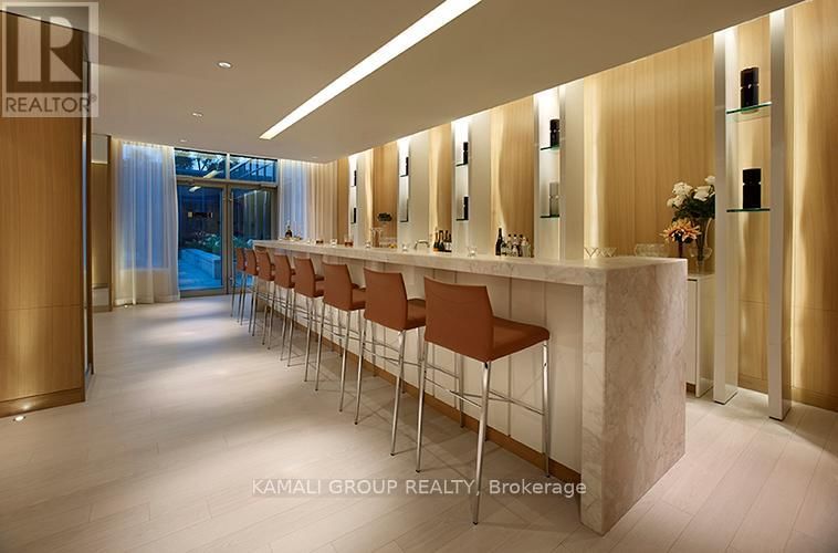 621 - 120 HARRISON GARDEN BOULEVARD Image 25