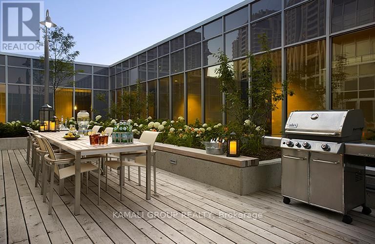 621 - 120 HARRISON GARDEN BOULEVARD Image 28