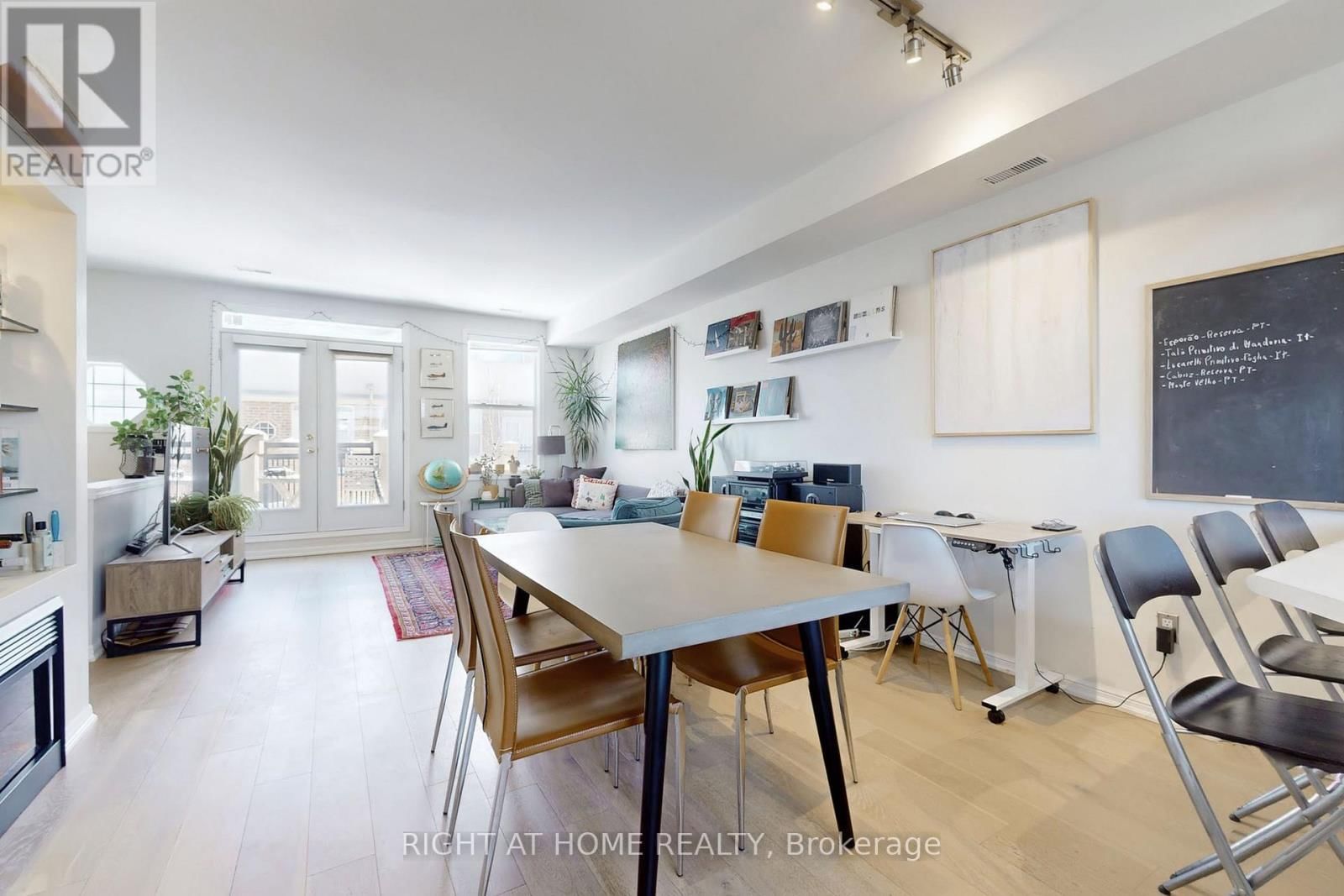 213 - 55 HALTON STREET Image 4