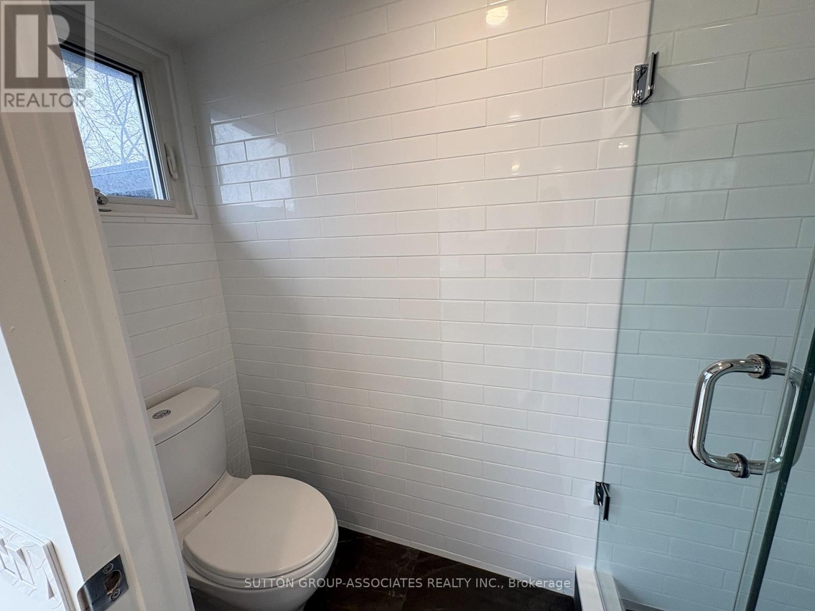 49 OLIVE AVENUE Image 22