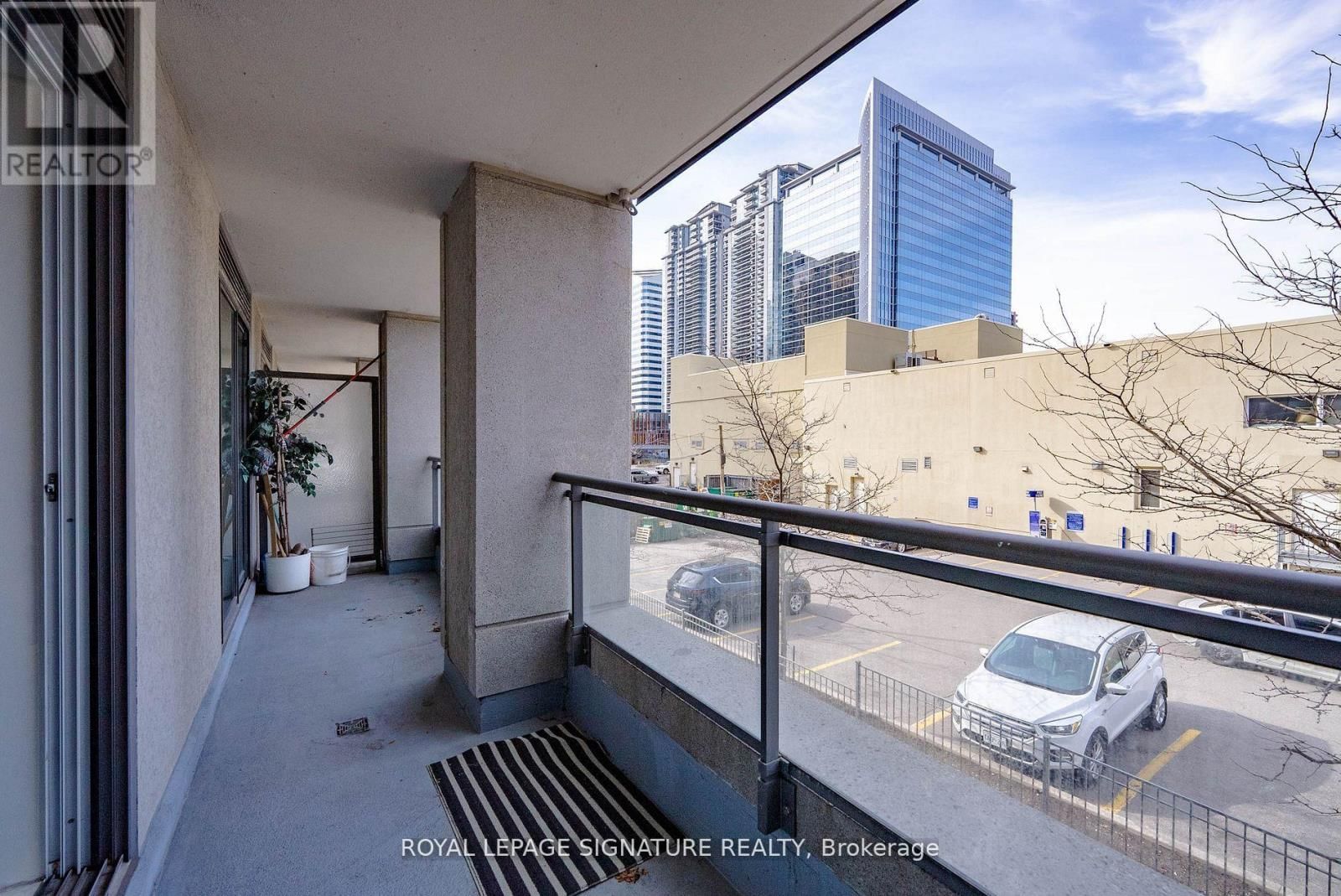 209 - 21 HILLCREST AVENUE Image 28