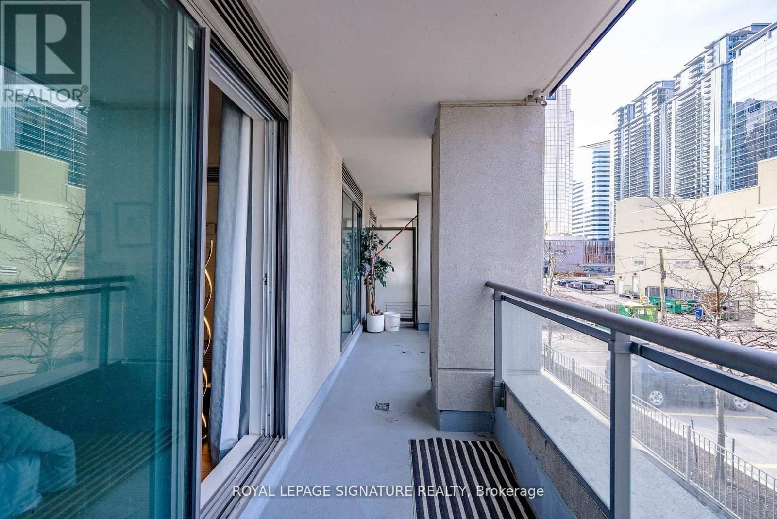 209 - 21 HILLCREST AVENUE Image 29