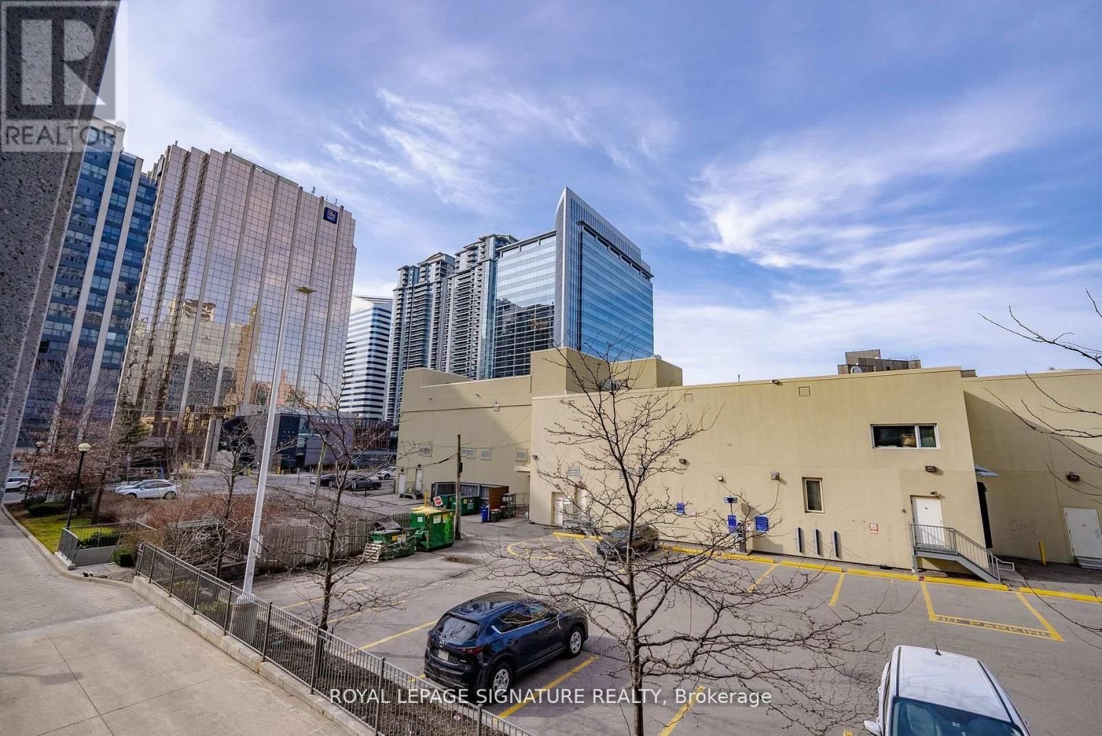 209 - 21 HILLCREST AVENUE Image 31