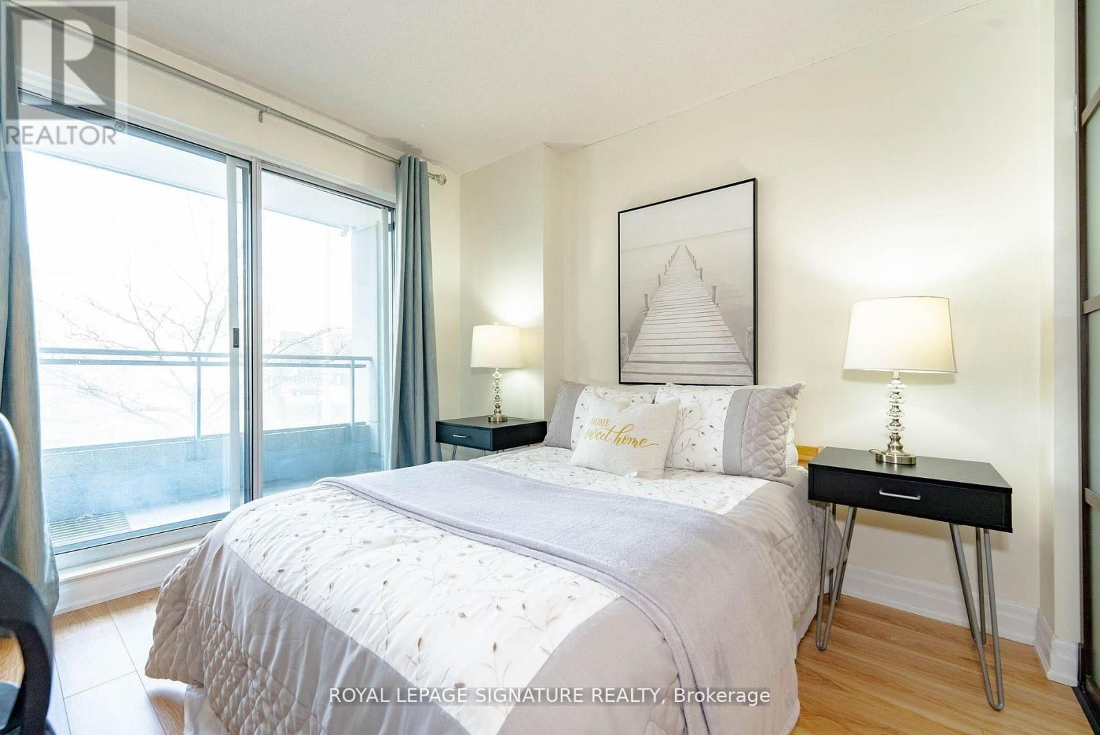 209 - 21 HILLCREST AVENUE Image 9