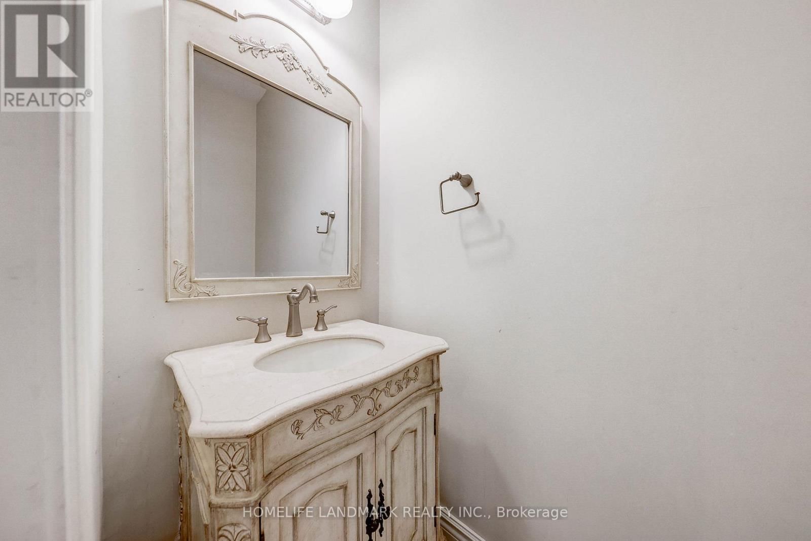 38 MISTY CRESCENT Image 15