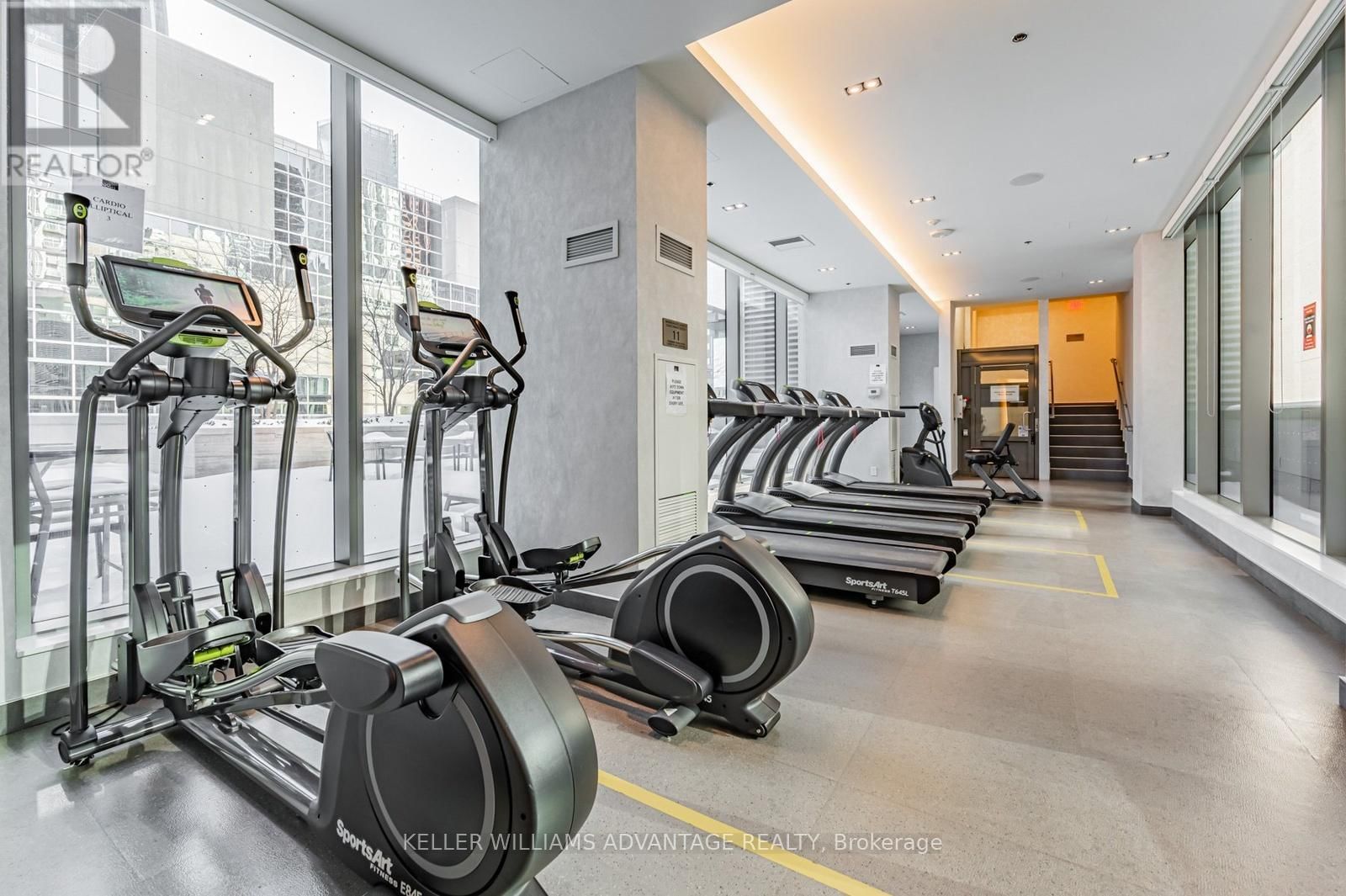 709 - 88 SCOTT STREET Image 33