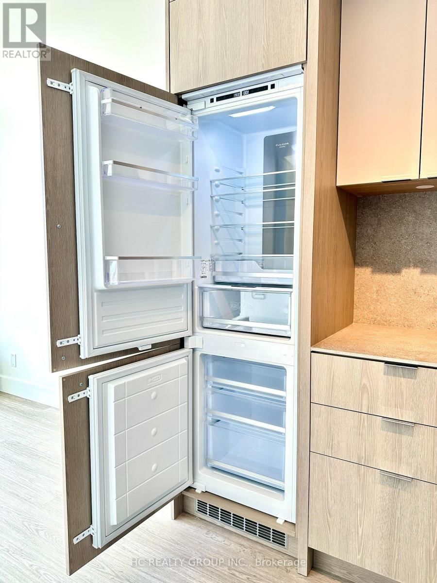 916 - 6 GREENBRIAR ROAD Image 12