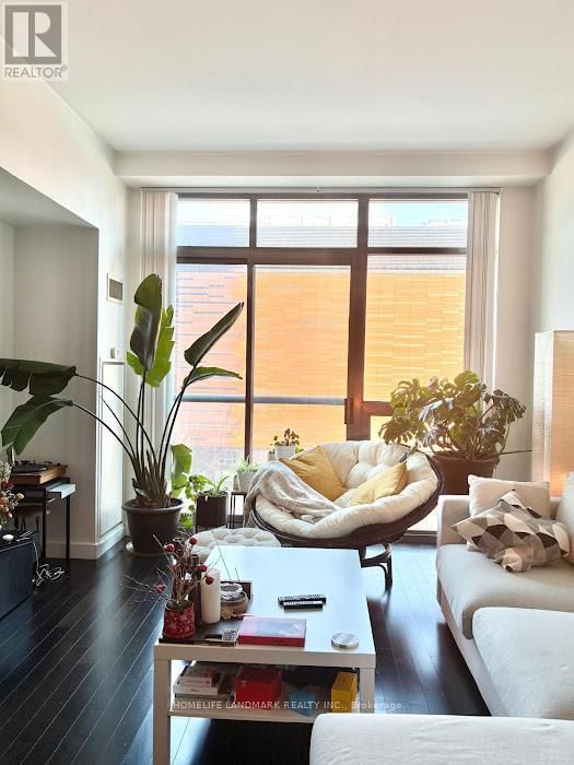 445 - 33 MILL STREET Image 2