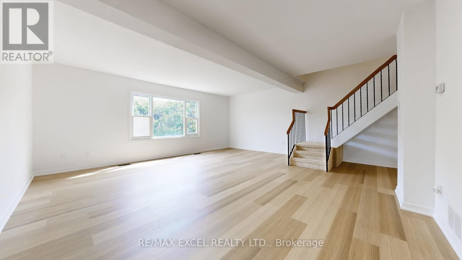 3 RED MAPLE COURT Image 9