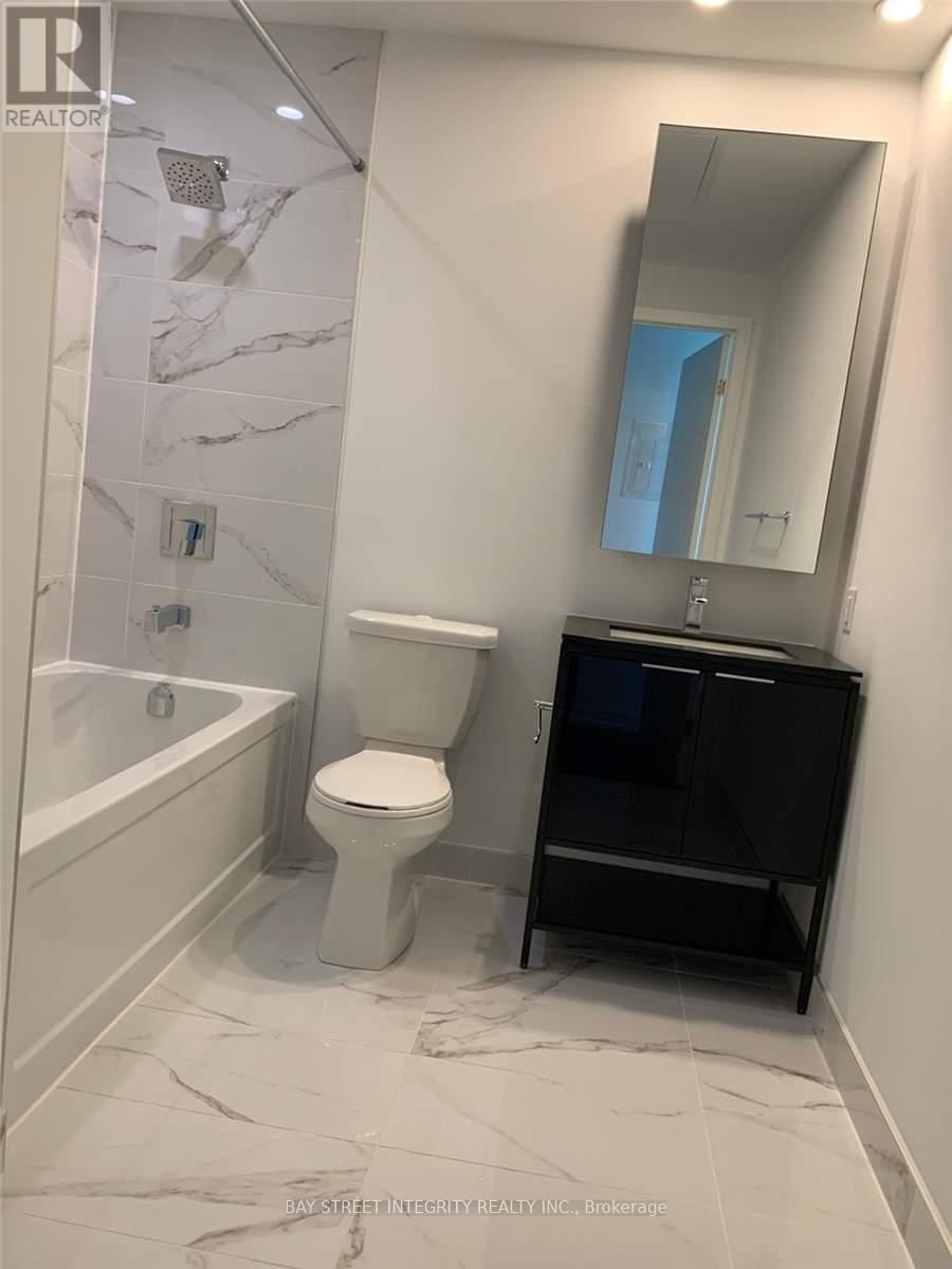 807 - 77 SHUTER STREET Image 8