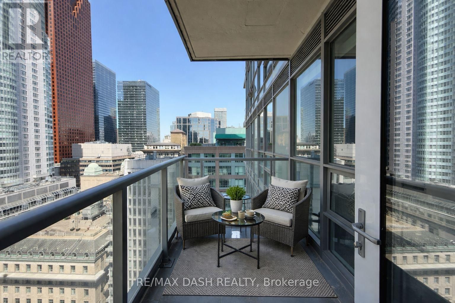 2501 - 88 SCOTT STREET Image 3