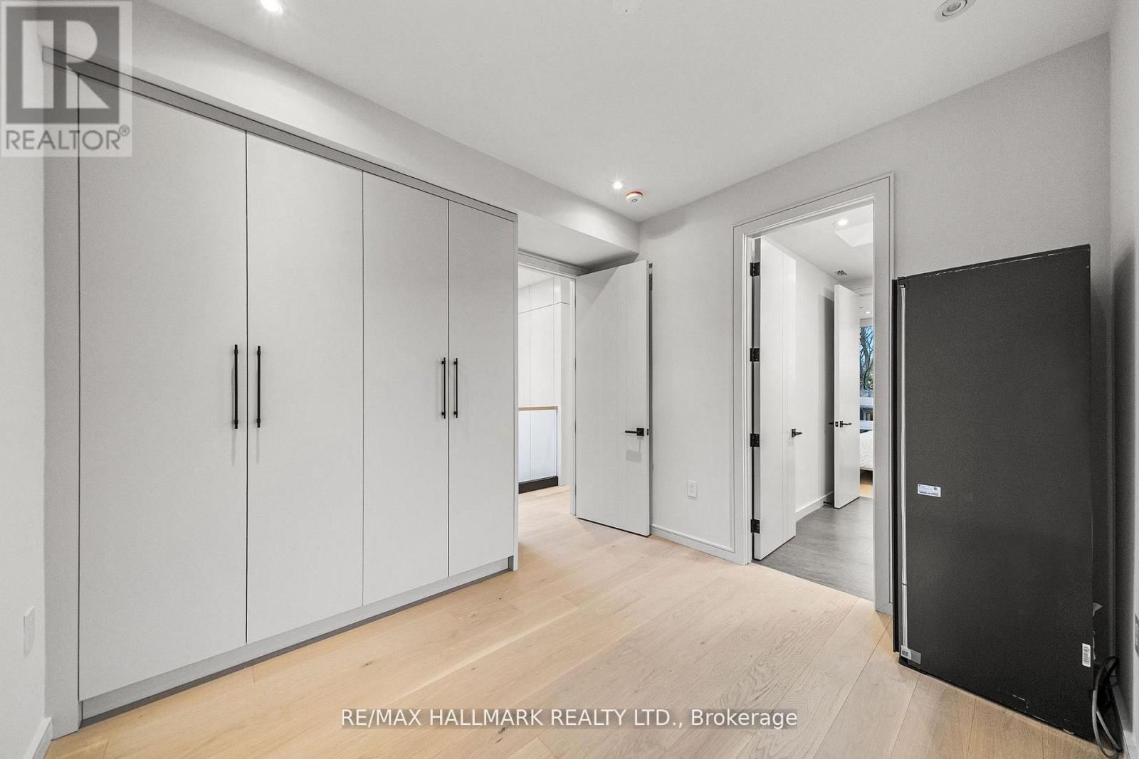 167 PARKHURST BOULEVARD Image 38