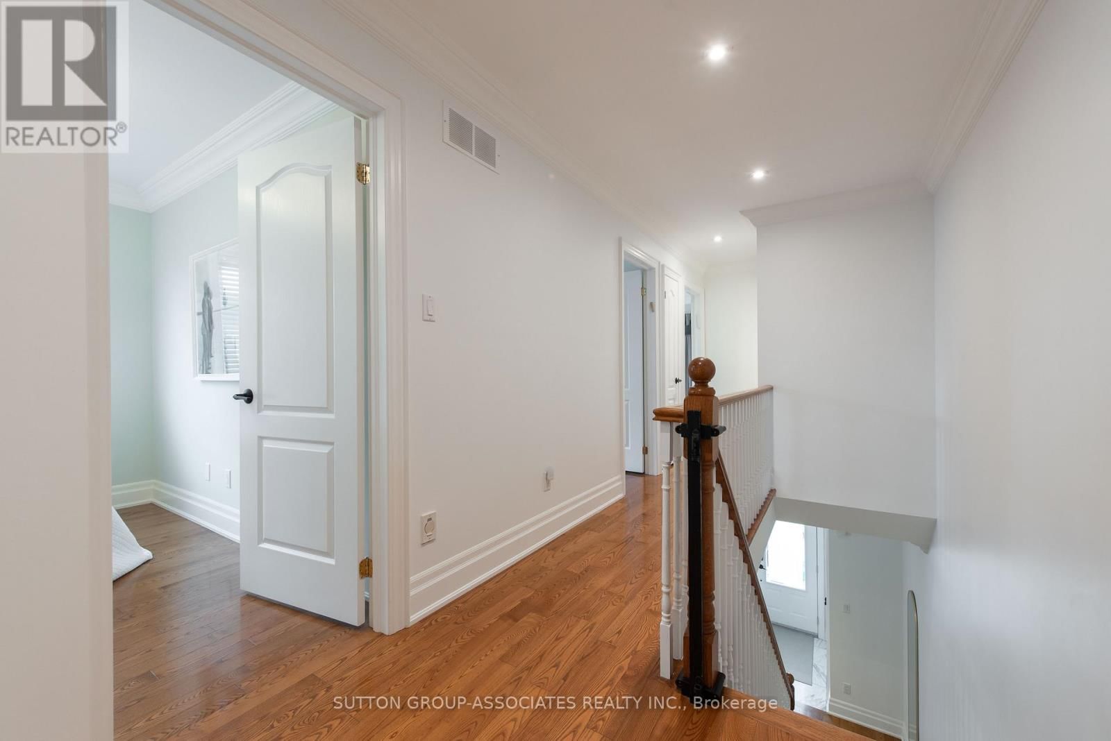 4 COATES AVENUE Image 20