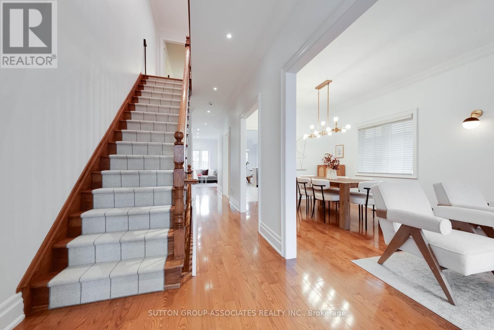 4 COATES AVENUE Image 3