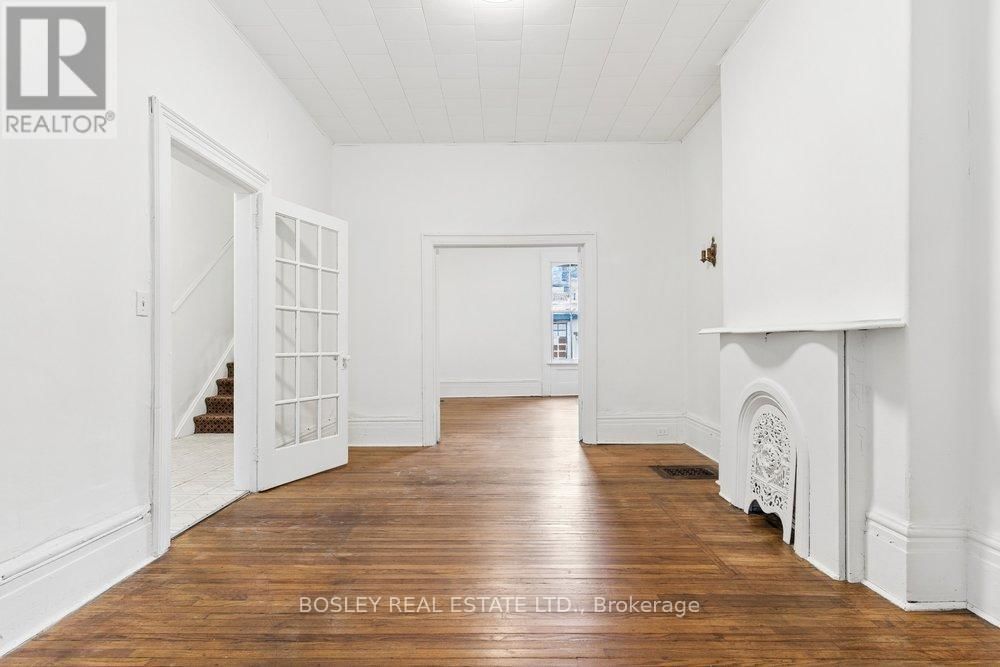 221 BEVERLEY STREET Image 11