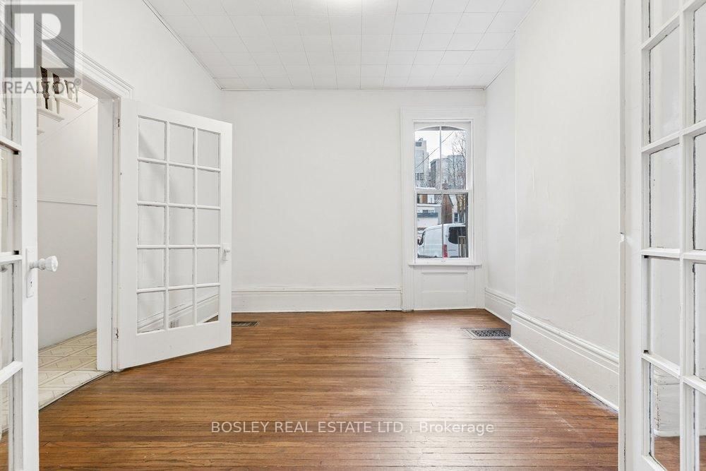 221 BEVERLEY STREET Image 12