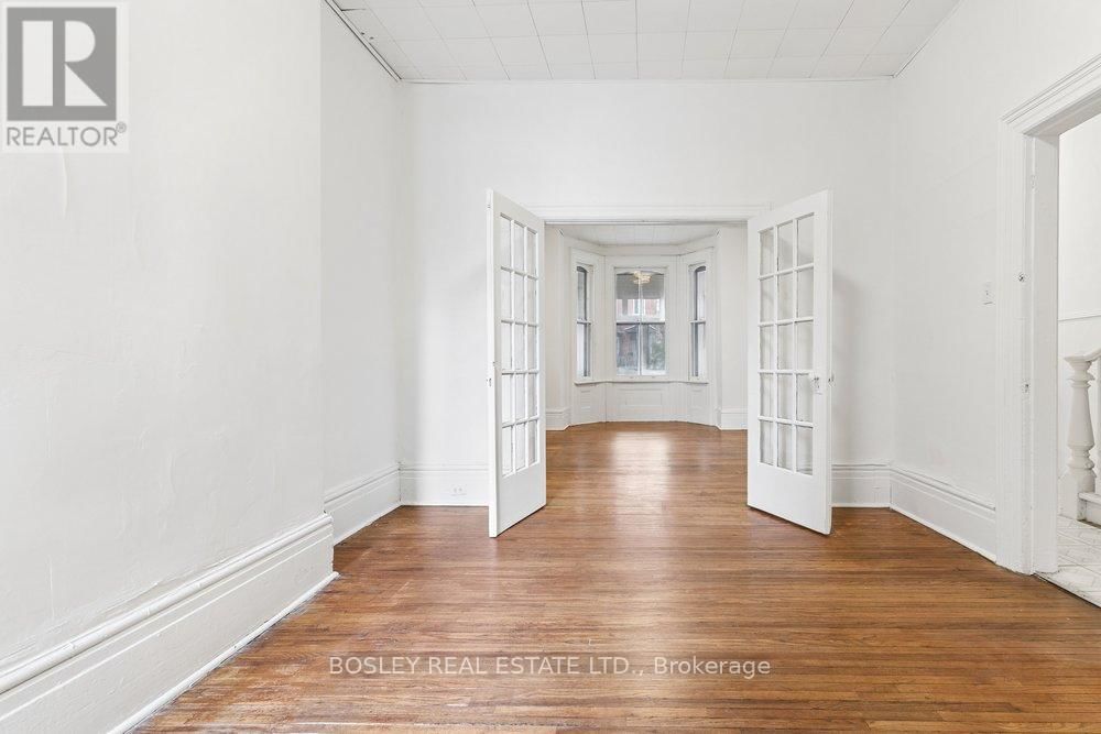 221 BEVERLEY STREET Image 13