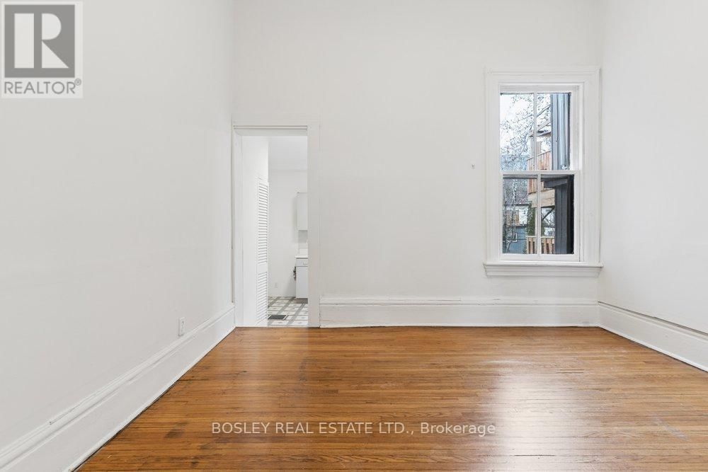 221 BEVERLEY STREET Image 18