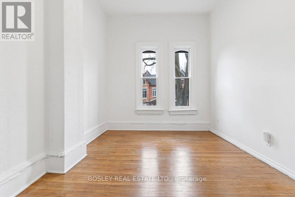 221 BEVERLEY STREET Image 20