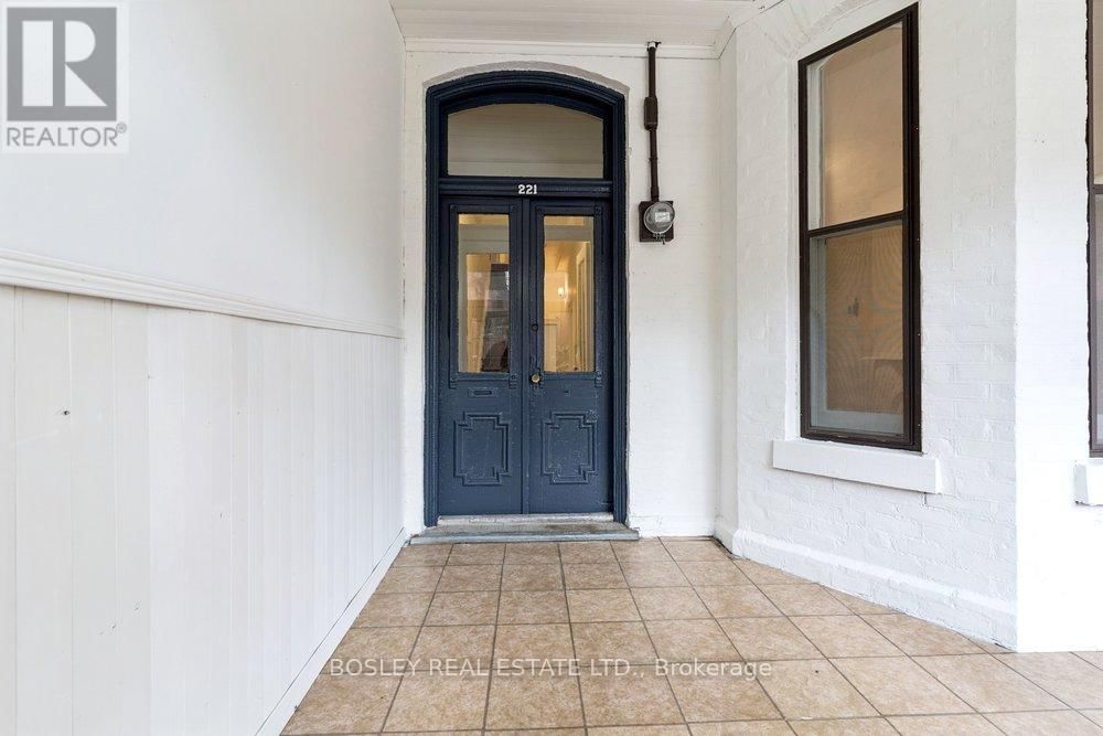 221 BEVERLEY STREET Image 3