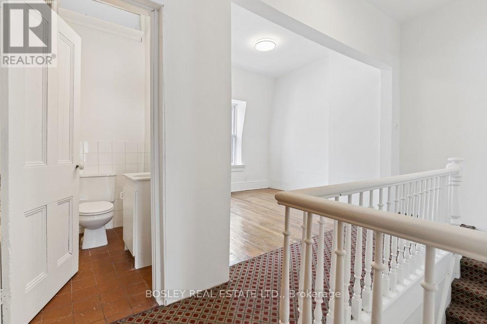 221 BEVERLEY STREET Image 30