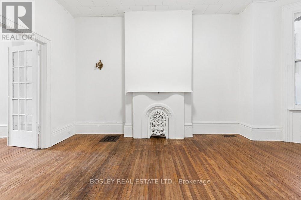 221 BEVERLEY STREET Image 9