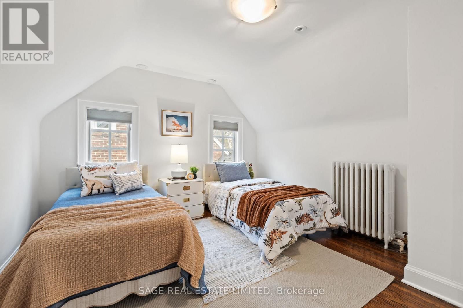 85 WEYBOURNE CRESCENT Image 25