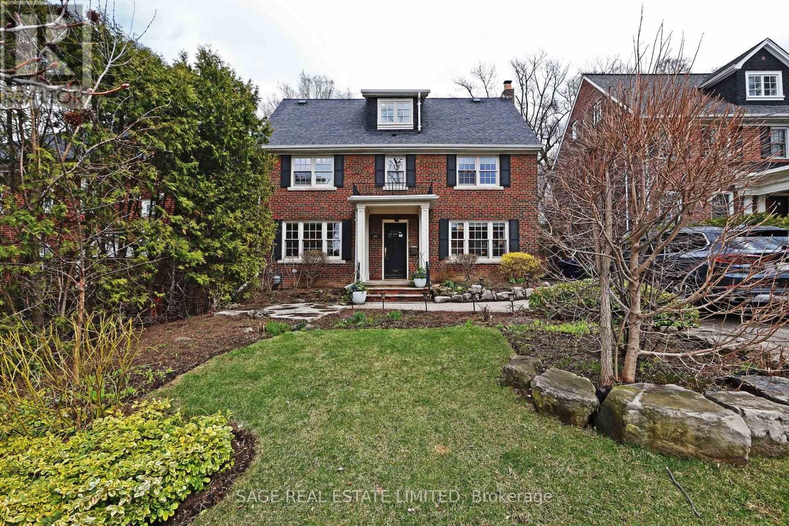 85 WEYBOURNE CRESCENT Image 35