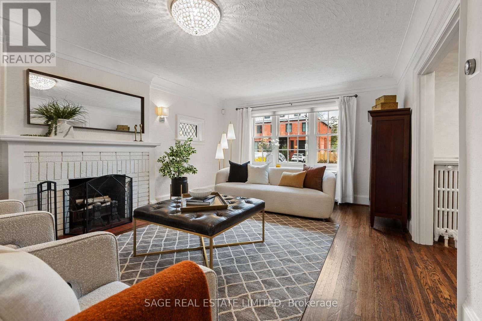 85 WEYBOURNE CRESCENT Image 6