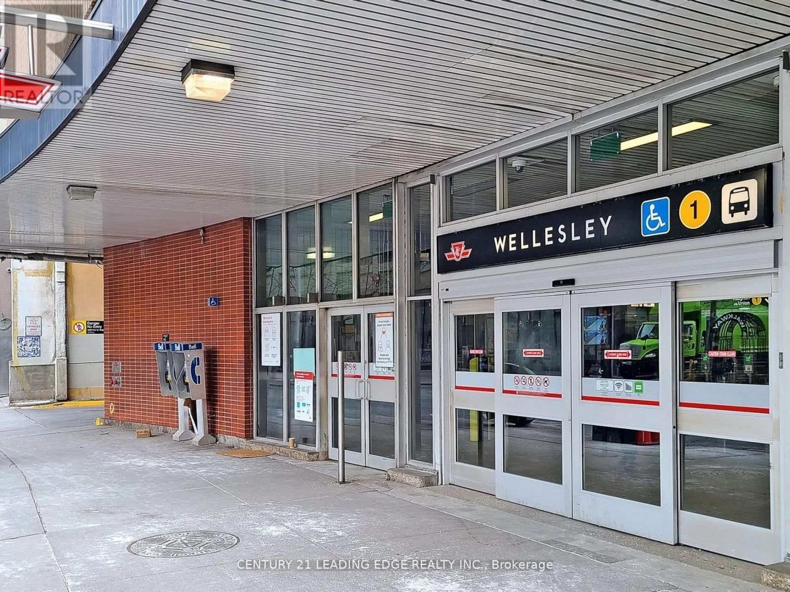 602 - 555 YONGE STREET Image 23